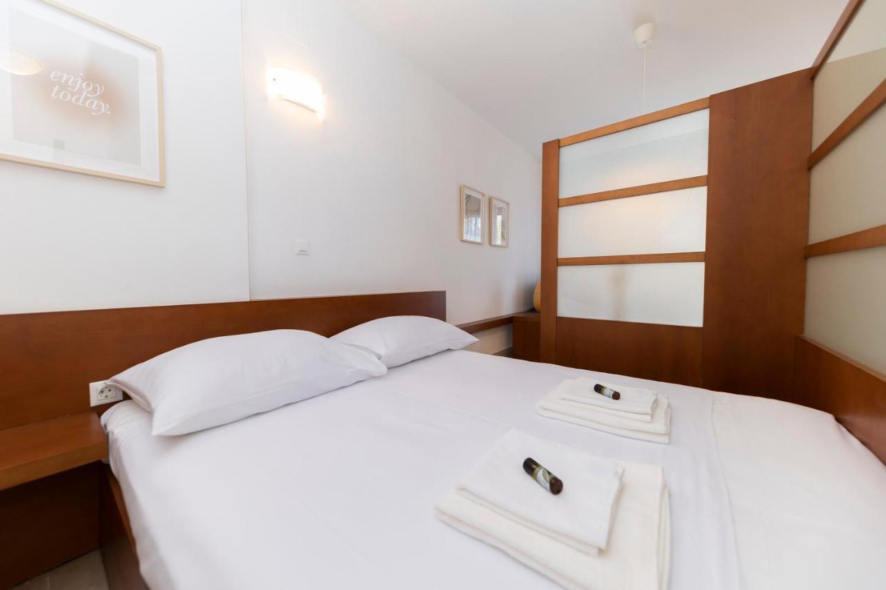 Apartments Vallis Rabiosa Zadar Habitación foto